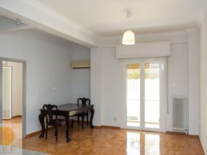 דירה 174 אתונה