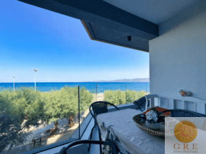 דירה 03 קורינתוס